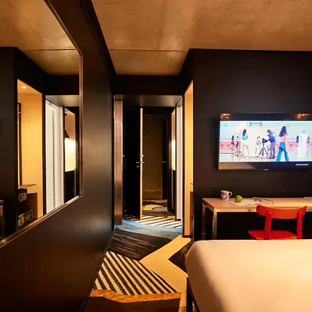 Mama Shelter Paris East Hotel Exterior photo